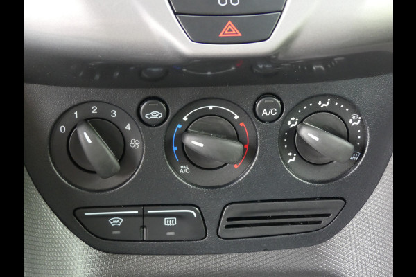 Ford Transit Connect 1.5 TDCI Airco/PDC/Trekhaak/Cruise control