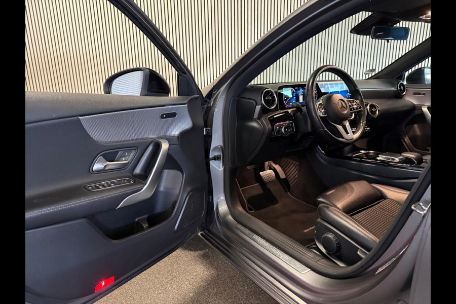 Mercedes-Benz A-Klasse 200 Progressive-WIDESCREEN-APPLE CARPLAY-CAMERA-STOELCOMFORT-COMPLEET