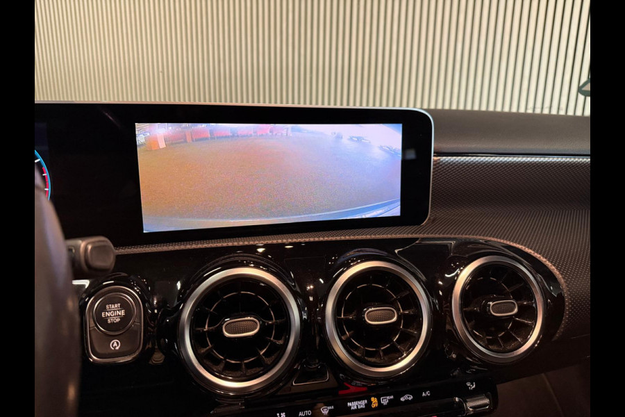 Mercedes-Benz A-Klasse 200 Progressive-WIDESCREEN-APPLE CARPLAY-CAMERA-STOELCOMFORT-COMPLEET