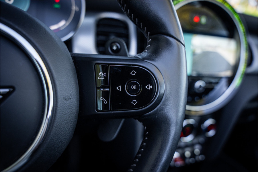 MINI Cabrio 2.0 Cooper S MINI Yours ** Leder Carbon ** HUD ** LED ** Navigatie
