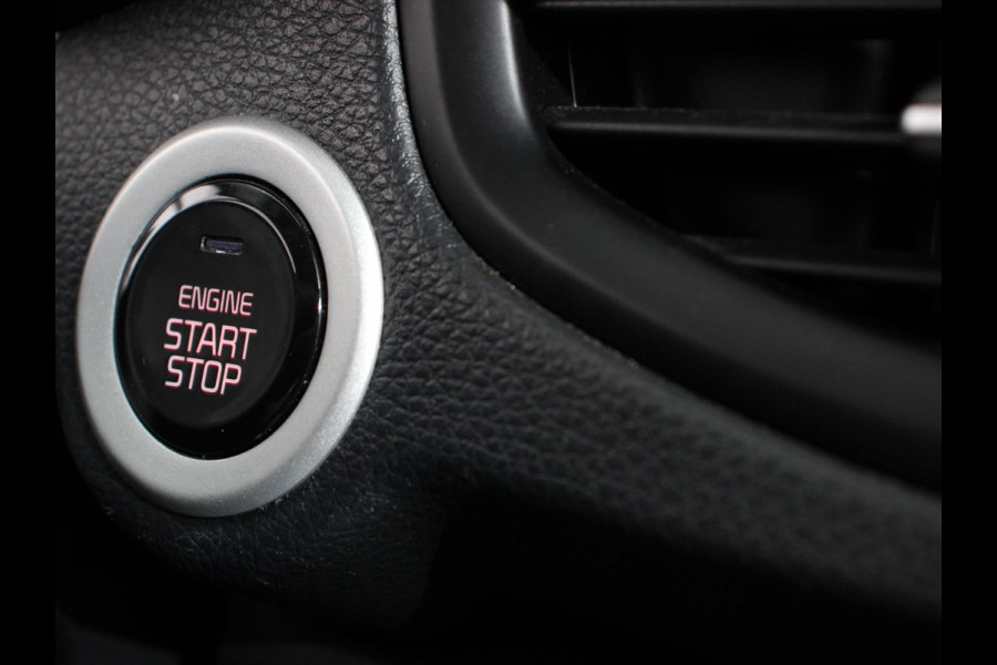 Kia Picanto 1.0 T-GDI 100pk ! GT-Line Leder Keyless Navigatie Apple Carplay/Android Auto Stoelverwarming Lichtmetalen Velgen Cruise Control Climate Control Camera Parkeer sensoren Bluetooth