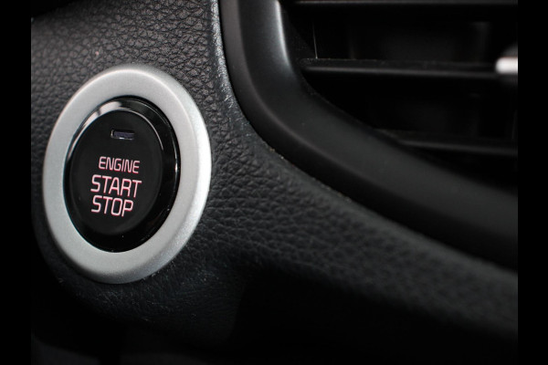 Kia Picanto 1.0 T-GDI 100pk ! GT-Line Leder Keyless Navigatie Apple Carplay/Android Auto Stoelverwarming Lichtmetalen Velgen Cruise Control Climate Control Camera Parkeer sensoren Bluetooth