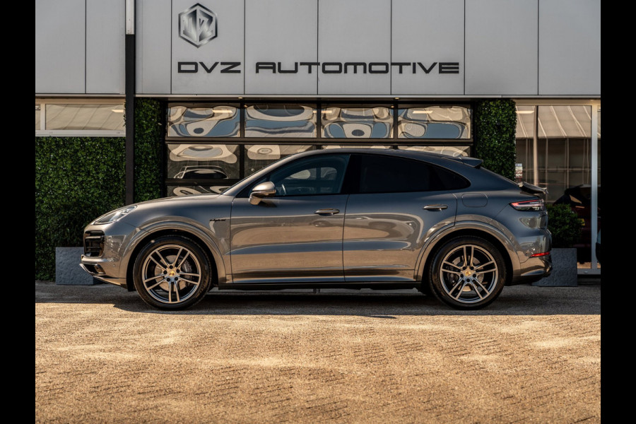 Porsche Cayenne Coupé 3.0 E-Hybrid | Sport Design | Pano | ACC | Chrono | Dealer Ond.