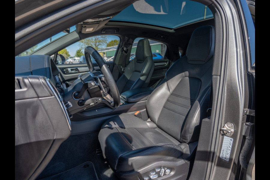 Porsche Cayenne Coupé 3.0 E-Hybrid | Sport Design | Pano | ACC | Chrono | Dealer Ond.
