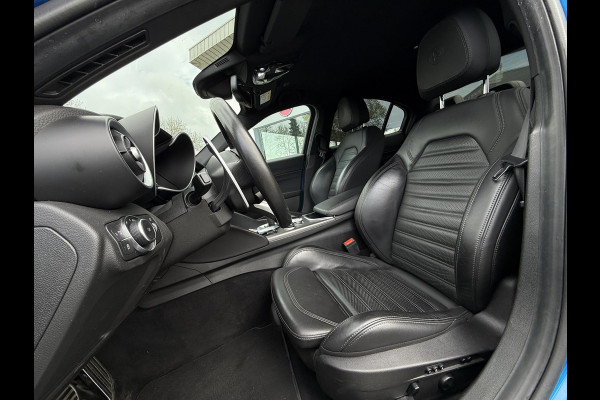 Alfa Romeo Giulia 2.0Turbo Aut. 200pk Sprint | Sport | Leder | Navi |