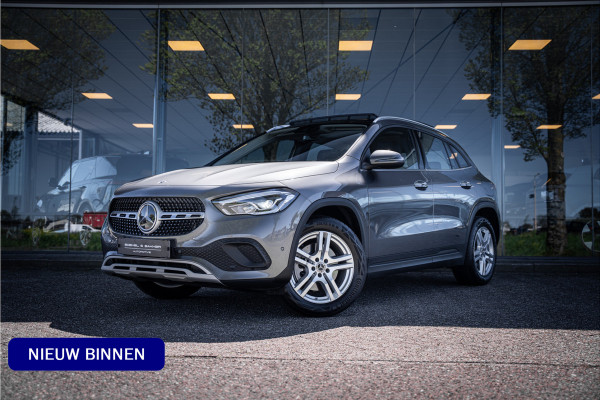Mercedes-Benz GLA 250 e Style ** Panodak ** Trekhaak ** LED **
