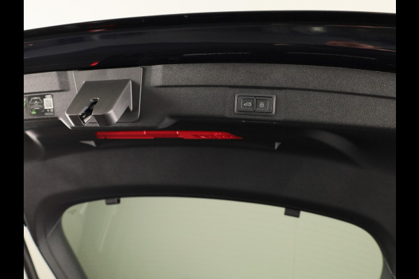 Audi A5 Limousine S edition Competition 2.0 TFSI e 367 PK | B&O premium soundysteem | Geheugenpakket | Ambiente lichtpakket pro | Carbon interieur |