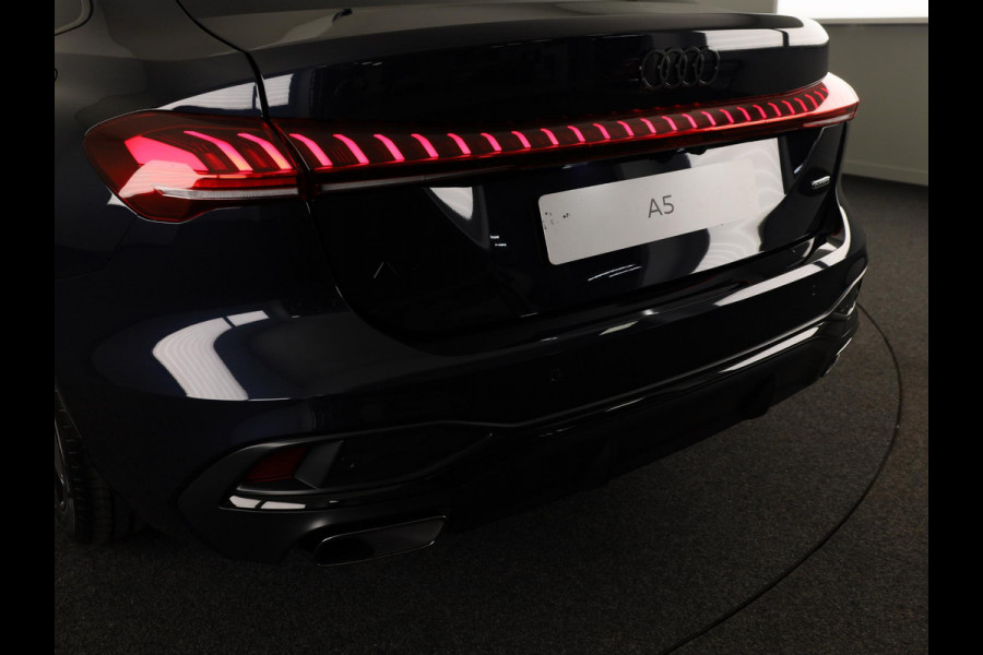 Audi A5 Limousine S edition Competition 2.0 TFSI e 367 PK | B&O premium soundysteem | Geheugenpakket | Ambiente lichtpakket pro | Carbon interieur |