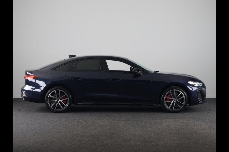 Audi A5 Limousine S edition Competition 2.0 TFSI e 367 PK | B&O premium soundysteem | Geheugenpakket | Ambiente lichtpakket pro | Carbon interieur |
