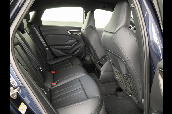 Audi A5 Limousine S edition Competition 2.0 TFSI e 367 PK | B&O premium soundysteem | Geheugenpakket | Ambiente lichtpakket pro | Carbon interieur |