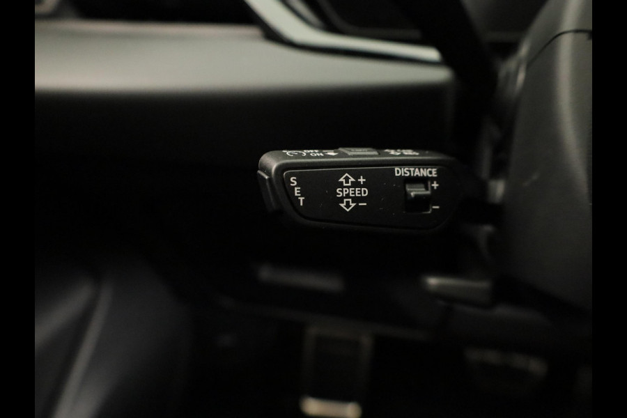 Audi A5 Limousine S edition Competition 2.0 TFSI e 367 PK | B&O premium soundysteem | Geheugenpakket | Ambiente lichtpakket pro | Carbon interieur |