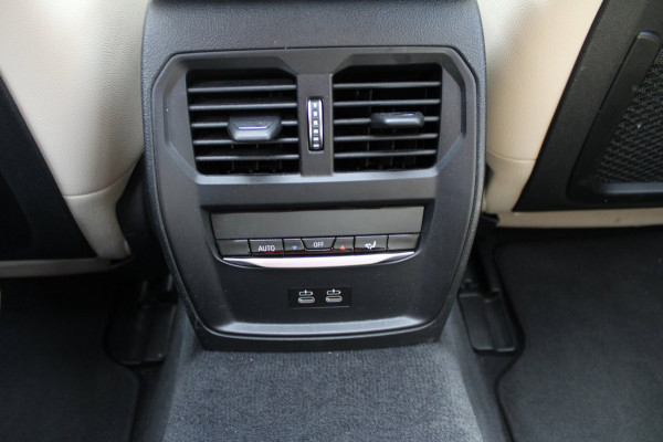 BMW i4 EDrive40 High Executive 84 kWh