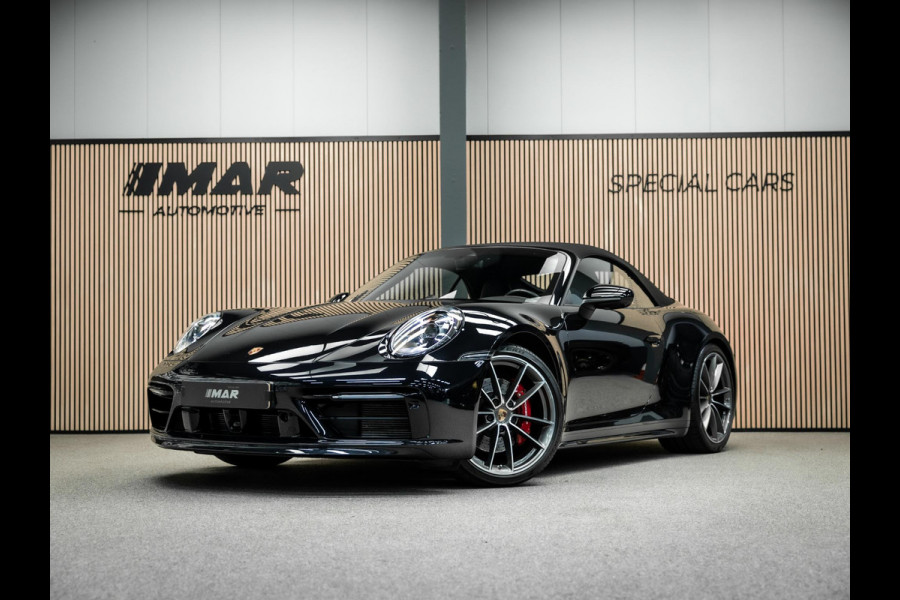 Porsche 911 Cabrio 3.0 Carrera 4 S | Akrapovic | NL geleverd | Burmester | Lift | Full Option | krijt stiksel| Stoel ventilatie en verwarming | dealer onderhouden |