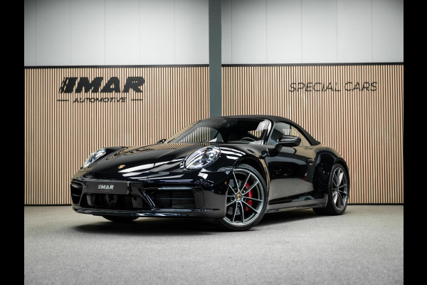 Porsche 911 Cabrio 3.0 Carrera 4 S | Akrapovic | NL geleverd | Burmester | Lift | Full Option | krijt stiksel| Stoel ventilatie en verwarming | dealer onderhouden |