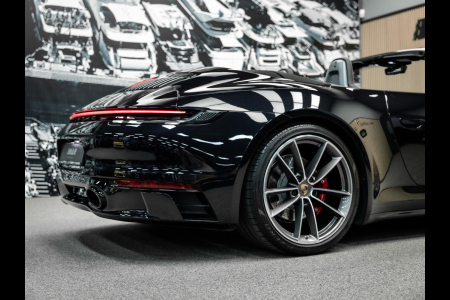 Porsche 911 Cabrio 3.0 Carrera 4 S | Akrapovic | NL geleverd | Burmester | Lift | Full Option | krijt stiksel| Stoel ventilatie en verwarming | dealer onderhouden |