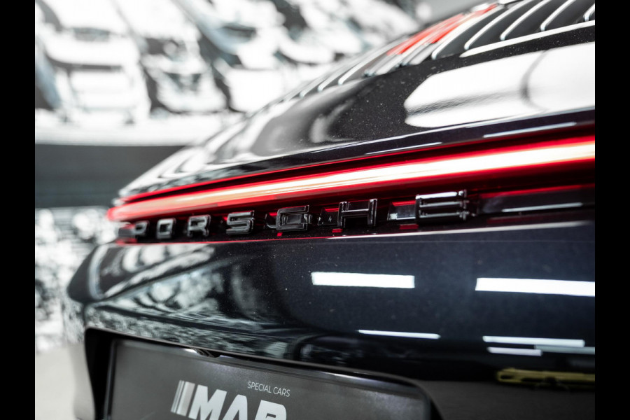 Porsche 911 Cabrio 3.0 Carrera 4 S | Akrapovic | NL geleverd | Burmester | Lift | Full Option | krijt stiksel| Stoel ventilatie en verwarming | dealer onderhouden |