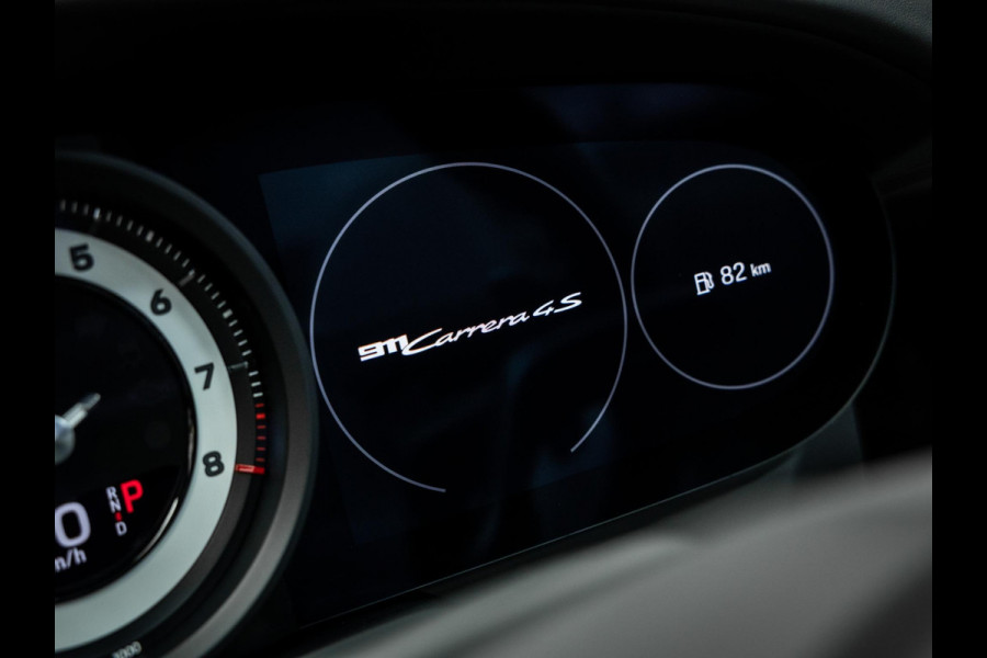 Porsche 911 Cabrio 3.0 Carrera 4 S | Akrapovic | NL geleverd | Burmester | Lift | Full Option | krijt stiksel| Stoel ventilatie en verwarming | dealer onderhouden |