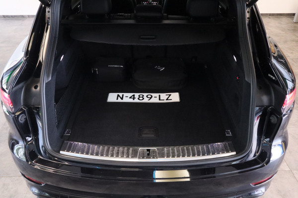 Porsche Cayenne 3.0 E-Hybrid Panoramadak Luchtvering Matrix 21"LM * Hemelvaartsdag geopend van 12:00 tot 17:00u *