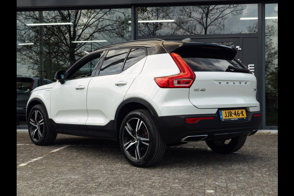 Volvo XC40 1.5 T5 Twin Engine R-Design Panorama