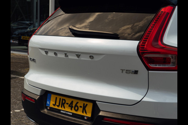 Volvo XC40 1.5 T5 Twin Engine R-Design Panorama