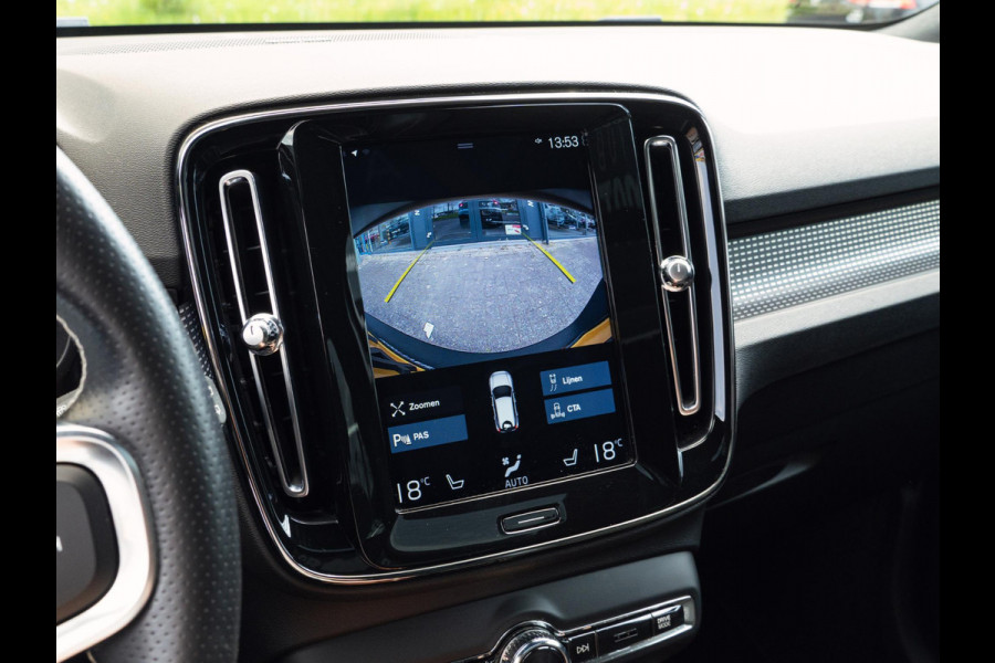 Volvo XC40 1.5 T5 Twin Engine R-Design Panorama