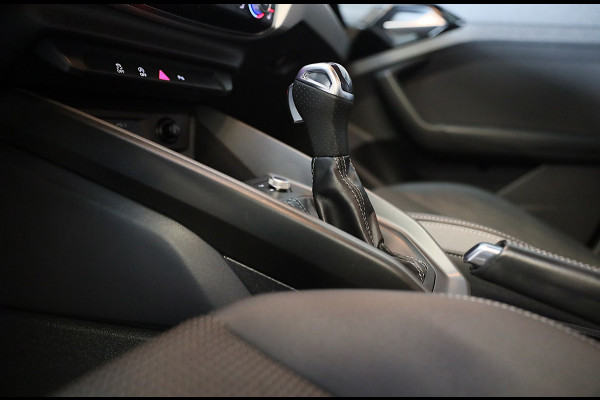 Audi A1 CITYCARVER 30 TFSI S Line / AUT / Cc / Lane Assist / Camera / Navi / Digital Cockpit / Matrix / Pdc / 18 Inch