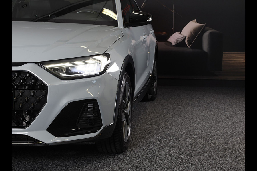 Audi A1 CITYCARVER 30 TFSI S Line / AUT / Cc / Lane Assist / Camera / Navi / Digital Cockpit / Matrix / Pdc / 18 Inch