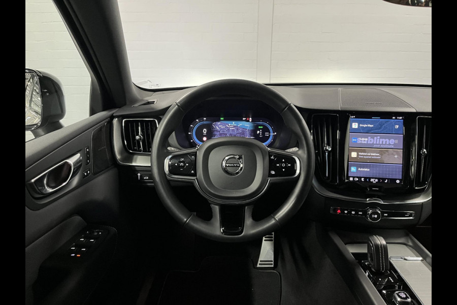 Volvo XC60 2.0 T6 Plug-in hybrid AWD Plus Dark Trekhaak | Adapt. cruise | Open dak | Stuur-/stoelverwarming | Memory | Harman/Kardon | Carplay