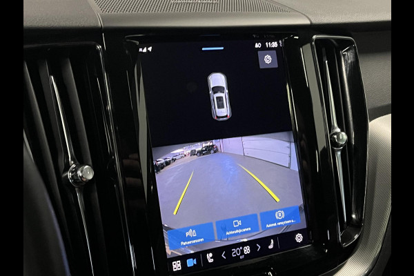 Volvo XC60 2.0 T6 Plug-in hybrid AWD Plus Dark Trekhaak | Adapt. cruise | Open dak | Stuur-/stoelverwarming | Memory | Harman/Kardon | Carplay