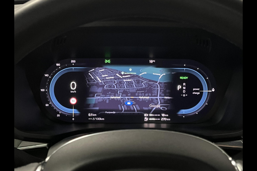 Volvo XC60 2.0 T6 Plug-in hybrid AWD Plus Dark Trekhaak | Adapt. cruise | Open dak | Stuur-/stoelverwarming | Memory | Harman/Kardon | Carplay