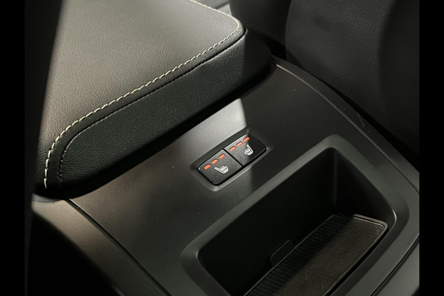 Volvo XC60 2.0 T6 Plug-in hybrid AWD Plus Dark Long Range | Open dak |  Adapt. cruise | Stuur-/stoelverwarming | Harman/Kardon | Memory | Carplay