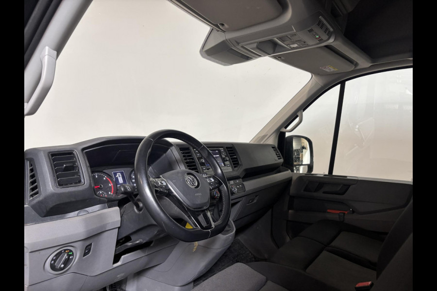 Volkswagen Crafter 30 2.0 TDI L3H3 Highline Automaat Airco App-connect Adaptive Cruise Control Camera Trekhaak