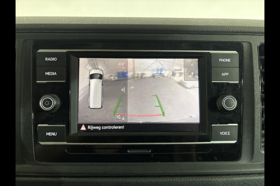 Volkswagen Crafter 30 2.0 TDI L3H3 Highline Automaat Airco App-connect Adaptive Cruise Control Camera Trekhaak