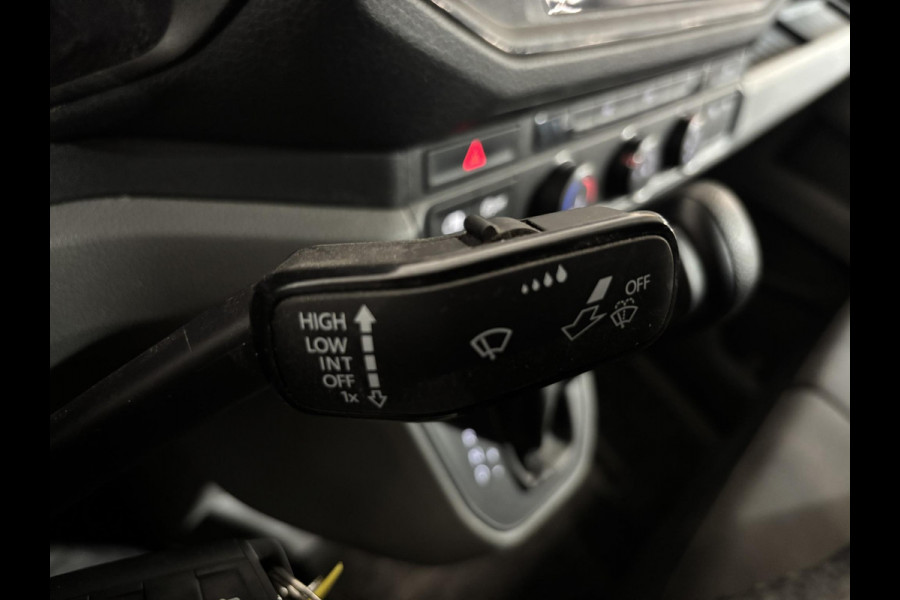 Volkswagen Crafter 30 2.0 TDI L3H3 Highline Automaat Airco App-connect Adaptive Cruise Control Camera Trekhaak