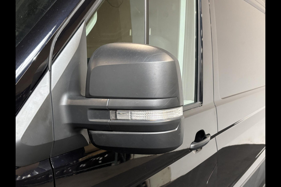 Volkswagen Crafter 30 2.0 TDI L3H3 Highline Automaat Airco App-connect Adaptive Cruise Control Camera Trekhaak