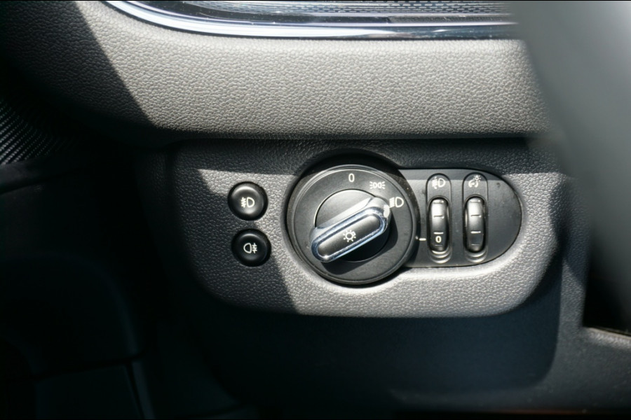 MINI Clubman 102PK One Business Automaat | WINTERPACK | CAMERA | CRUISE