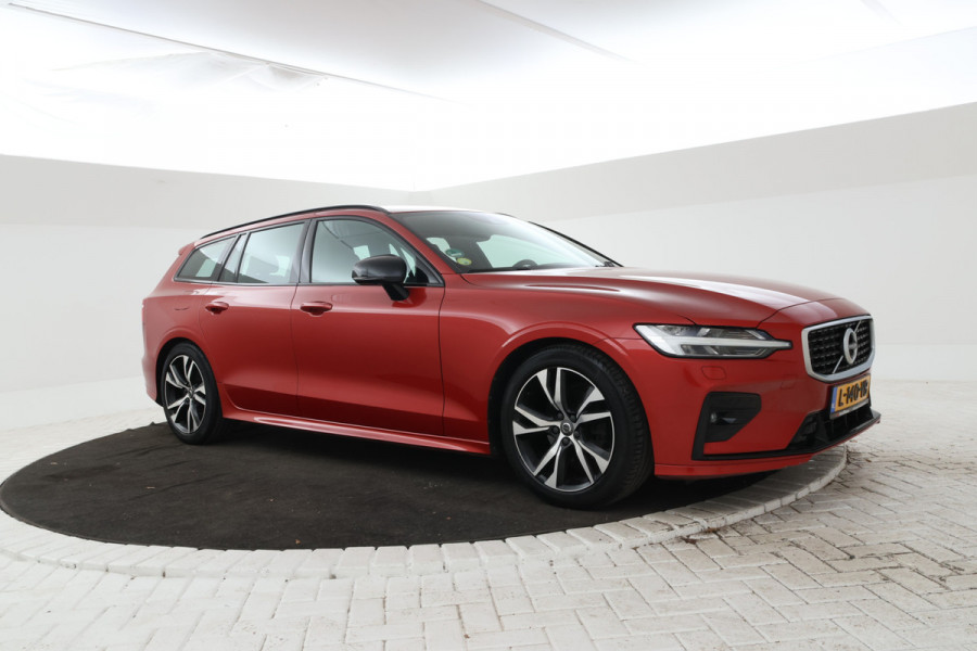 Volvo V60 2.0 D4 R-Design Sport pack, Leer, Climate, Trekhaak