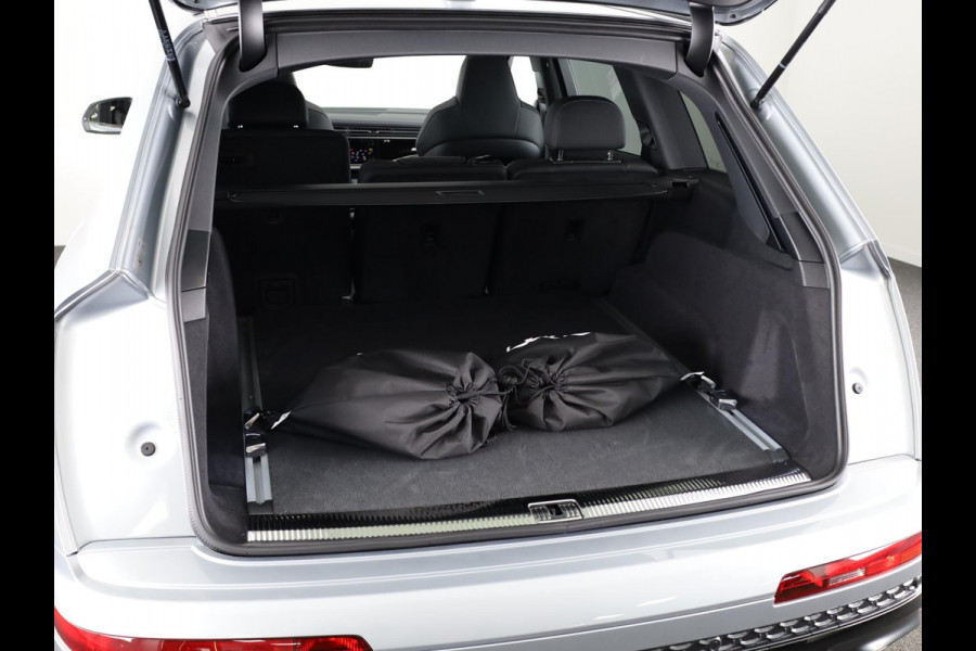 Audi Q7 Pro Line S 55 TFSI e 394 pk | Bang & Olufsen Premium 3D | Glazen panoramadak | Vierwielbesturing | Sportstoelen plus voorin |