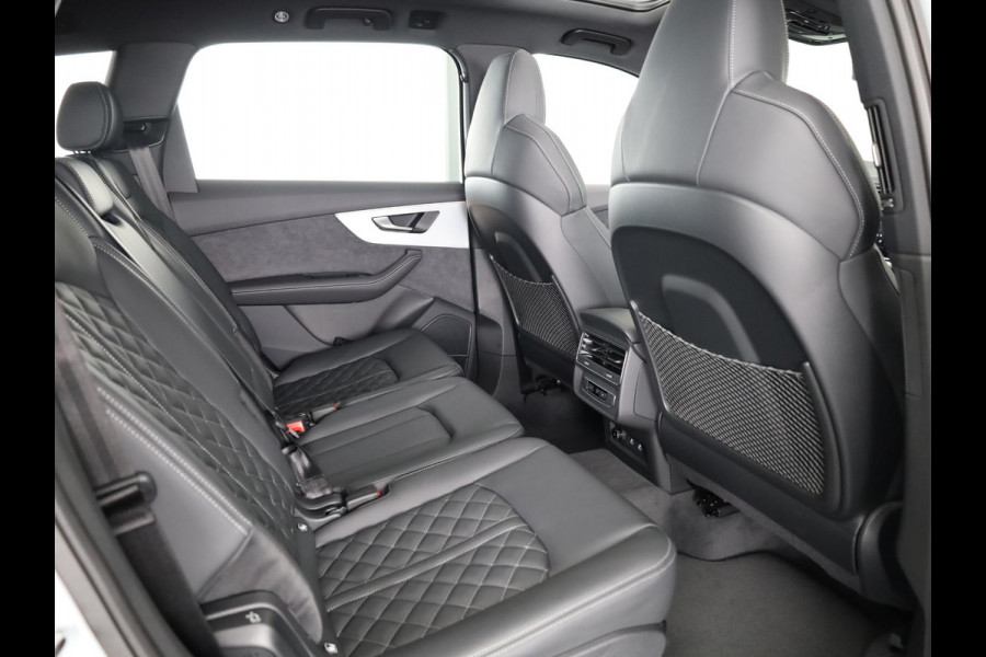 Audi Q7 Pro Line S 55 TFSI e 394 pk | Bang & Olufsen Premium 3D | Glazen panoramadak | Vierwielbesturing | Sportstoelen plus voorin |