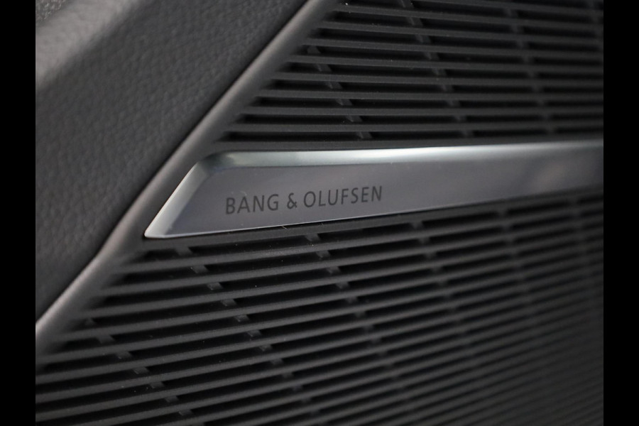 Audi Q7 Pro Line S 55 TFSI e 394 pk | Bang & Olufsen Premium 3D | Glazen panoramadak | Vierwielbesturing | Sportstoelen plus voorin |
