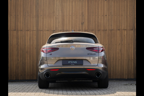 Alfa Romeo Stelvio 2.0 T AWD Super | Veloce stoelen | NL-auto | Camera | Trekhaak