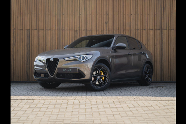 Alfa Romeo Stelvio 2.0 T AWD Super | Veloce stoelen | NL-auto | Camera | Trekhaak