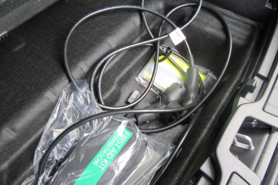 Volvo EX40 Single Motor Extended Range Plus Black Ed. 82 kWh