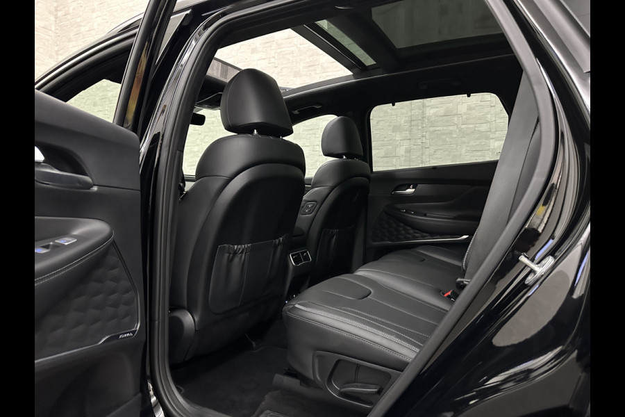 Hyundai Santa Fe 1.6 T-GDI PHEV Premium Plus Sky | Panorama | 360 Camera | ACC | 100% SOH | Krell-Sound | Head-Up | Stoelventilatie | Leder | Memory | Keyless-Entry | Stoelverwarming V+A | Stuurwielverwarming | Alcantara Hemel | Dodehoek | Lane Assist | Full-LED | 19 inch | Carplay | Zonwering | Getint Glas |