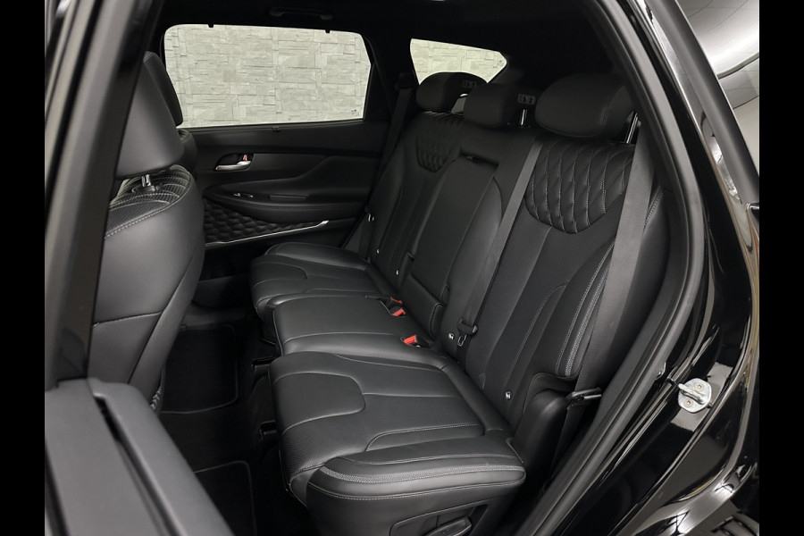 Hyundai Santa Fe 1.6 T-GDI PHEV Premium Plus Sky | Panorama | 360 Camera | ACC | 100% SOH | Krell-Sound | Head-Up | Stoelventilatie | Leder | Memory | Keyless-Entry | Stoelverwarming V+A | Stuurwielverwarming | Alcantara Hemel | Dodehoek | Lane Assist | Full-LED | 19 inch | Carplay | Zonwering | Getint Glas |