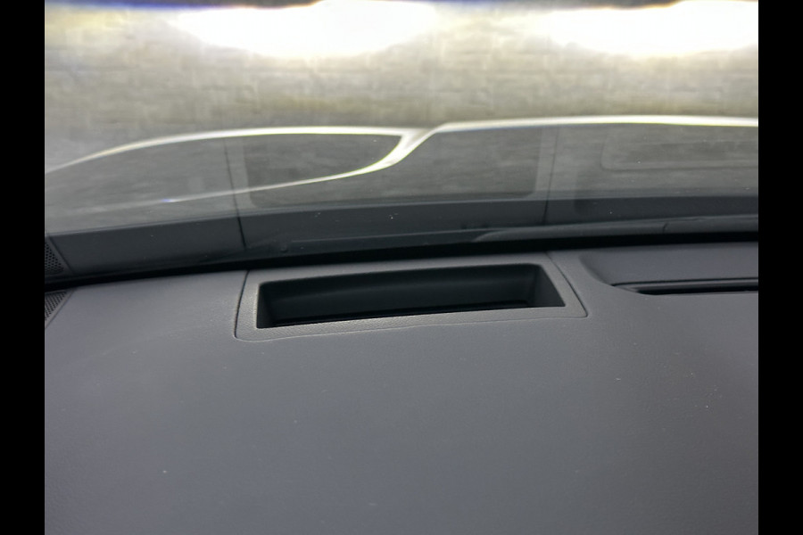 Hyundai Santa Fe 1.6 T-GDI PHEV Premium Plus Sky | Panorama | 360 Camera | ACC | 100% SOH | Krell-Sound | Head-Up | Stoelventilatie | Leder | Memory | Keyless-Entry | Stoelverwarming V+A | Stuurwielverwarming | Alcantara Hemel | Dodehoek | Lane Assist | Full-LED | 19 inch | Carplay | Zonwering | Getint Glas |