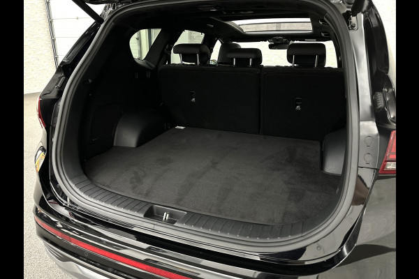 Hyundai Santa Fe 1.6 T-GDI PHEV Premium Plus Sky | Panorama | 360 Camera | ACC | 100% SOH | Krell-Sound | Head-Up | Stoelventilatie | Leder | Memory | Keyless-Entry | Stoelverwarming V+A | Stuurwielverwarming | Alcantara Hemel | Dodehoek | Lane Assist | Full-LED | 19 inch | Carplay | Zonwering | Getint Glas |