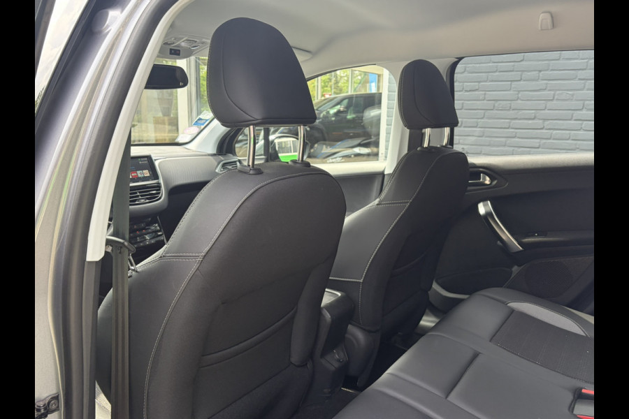 Peugeot 2008 1.2 PureTech Allure 130pk EAT6 !!! Verkocht !!! | Unieke KM-stand | Grip Control | Apple Carplay | Achteruitrijcamera | PDC A