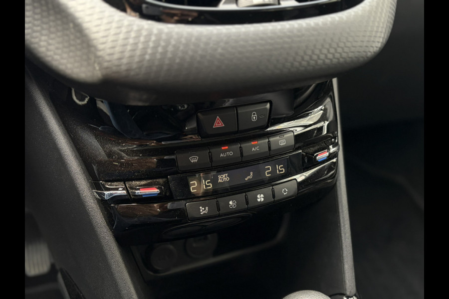 Peugeot 2008 1.2 PureTech Allure 130pk EAT6 !!! Verkocht !!! | Unieke KM-stand | Grip Control | Apple Carplay | Achteruitrijcamera | PDC A