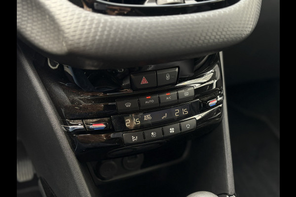 Peugeot 2008 1.2 PureTech Allure 130pk EAT6 !!! Verkocht !!! | Unieke KM-stand | Grip Control | Apple Carplay | Achteruitrijcamera | PDC A